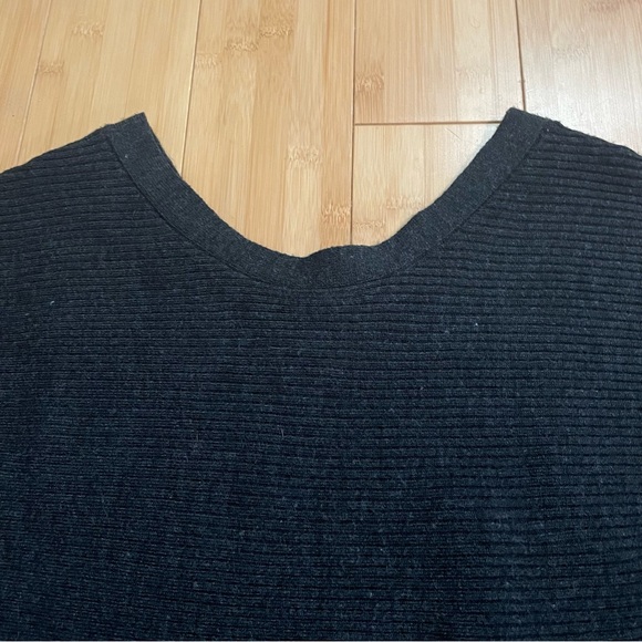 Philosophy Sweater Ribbed Size Medium Dark Grey - Picture 9 of 9